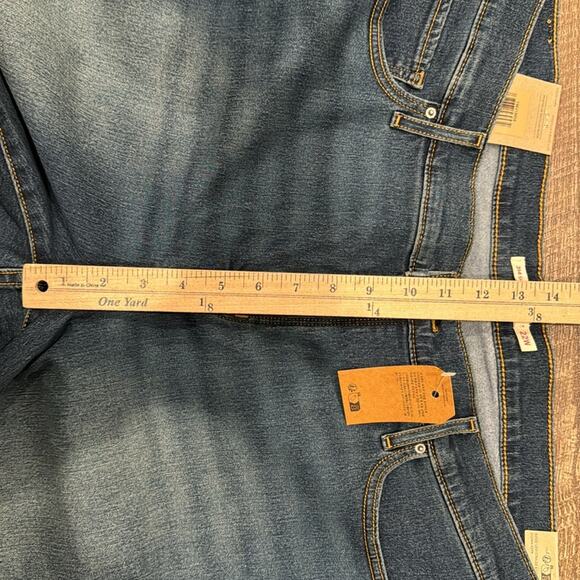 NWT Levi's 314 Shaping Straight Jeans Zealous Blue Dark Wash 22W - Picture 6 of 11